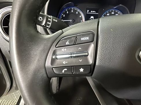 Certified 2023 Hyundai Kona SEL w/ Convenience Package AWD/4WD image 15