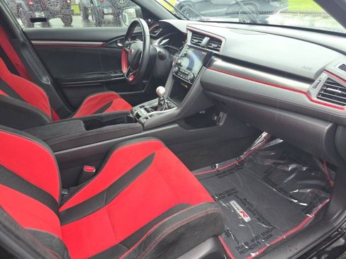 Used 2019 Honda Civic Type R image 10