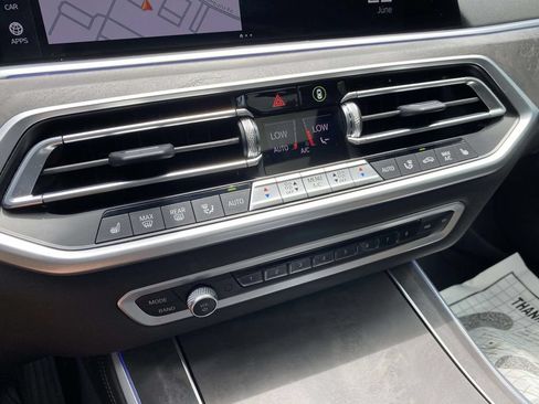 Used 2023 BMW X5 xDrive40i w/ Premium Package AWD/4WD image 19