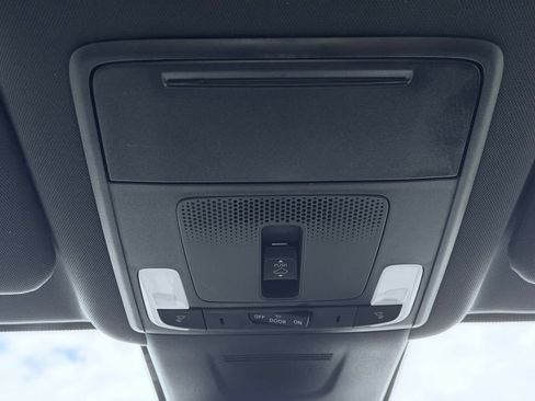 Used 2025 Honda CR-V Sport-L image 42