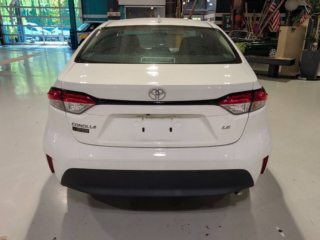 Used 2023 Toyota Corolla LE FWD image 10