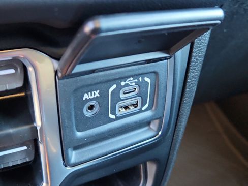 New 2026 Jeep Wrangler Unlimited Rubicon image 21