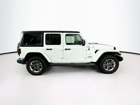 Used 2020 Jeep Wrangler Unlimited Sahara AWD/4WD image 10