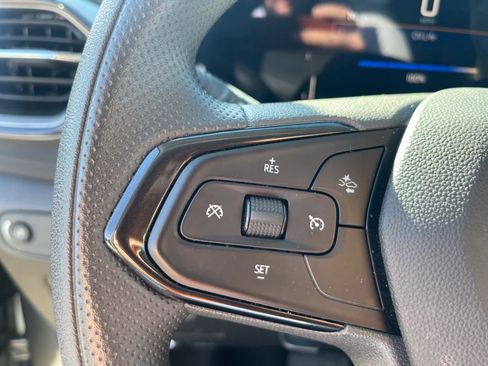 Used 2025 Chevrolet TrailBlazer LT image 6