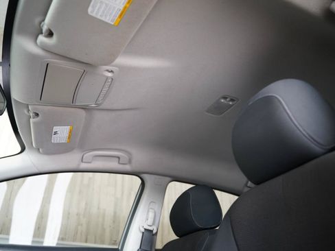 Used 2019 Nissan Sentra S FWD image 32