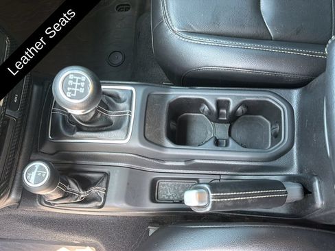Used 2020 Jeep Wrangler Unlimited Sahara AWD/4WD image 34
