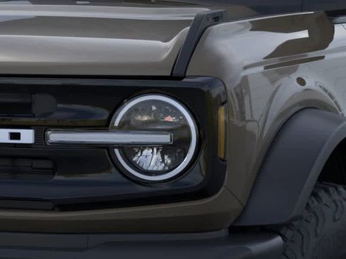 New 2026 Ford Bronco Outer Banks w/ Sasquatch Package image 20