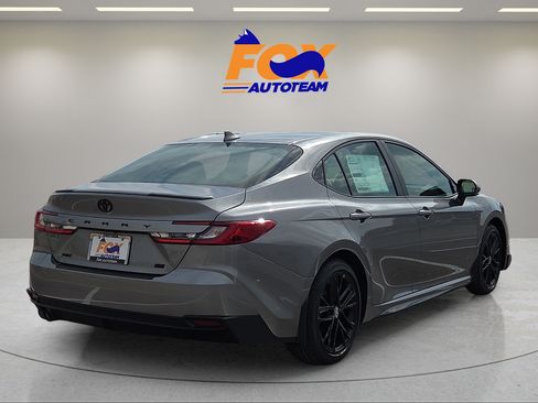 New 2026 Toyota Camry SE FWD image 4