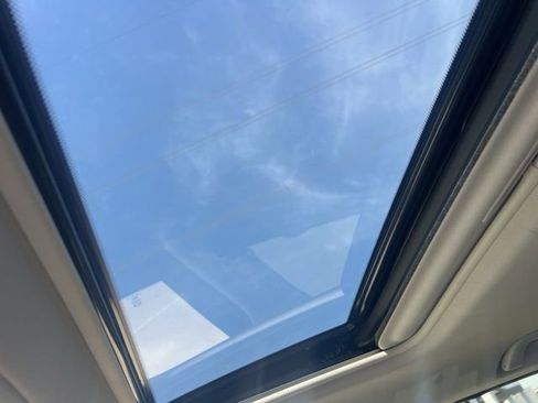 Used 2025 MAZDA CX-5 Carbon Edition image 17