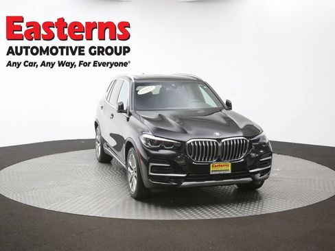 Used 2023 BMW X5 xDrive40i AWD/4WD image 47