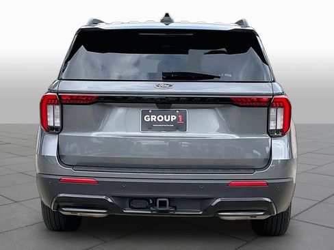 Used 2025 Ford Explorer ST-Line RWD image 5