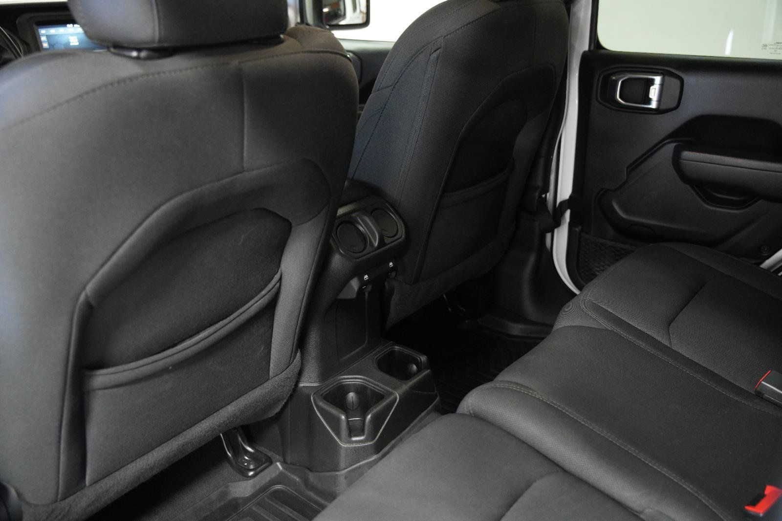 Used 2022 Jeep Wrangler Unlimited Sport AWD/4WD image 20