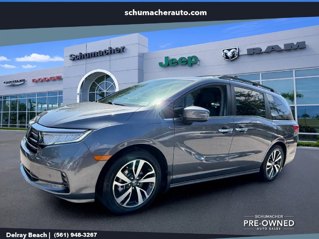 Used 2024 Honda Odyssey Touring image 3
