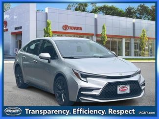Certified 2023 Toyota Corolla SE image 1