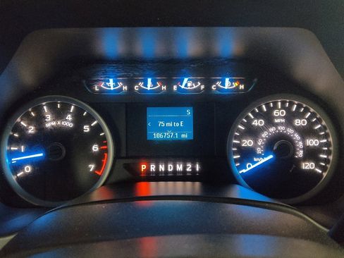 Used 2017 Ford F150 XLT image 23