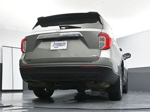 Used 2020 Ford Explorer XLT w/ Comfort Package AWD/4WD image 34