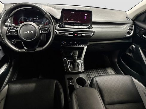 Used 2023 Kia Seltos SX image 27