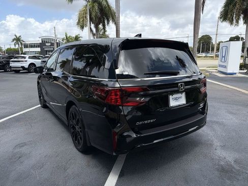 Used 2025 Honda Odyssey Sport-L image 6