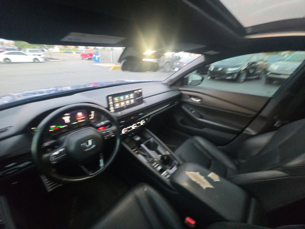 Used 2024 Honda Accord Sport image 34