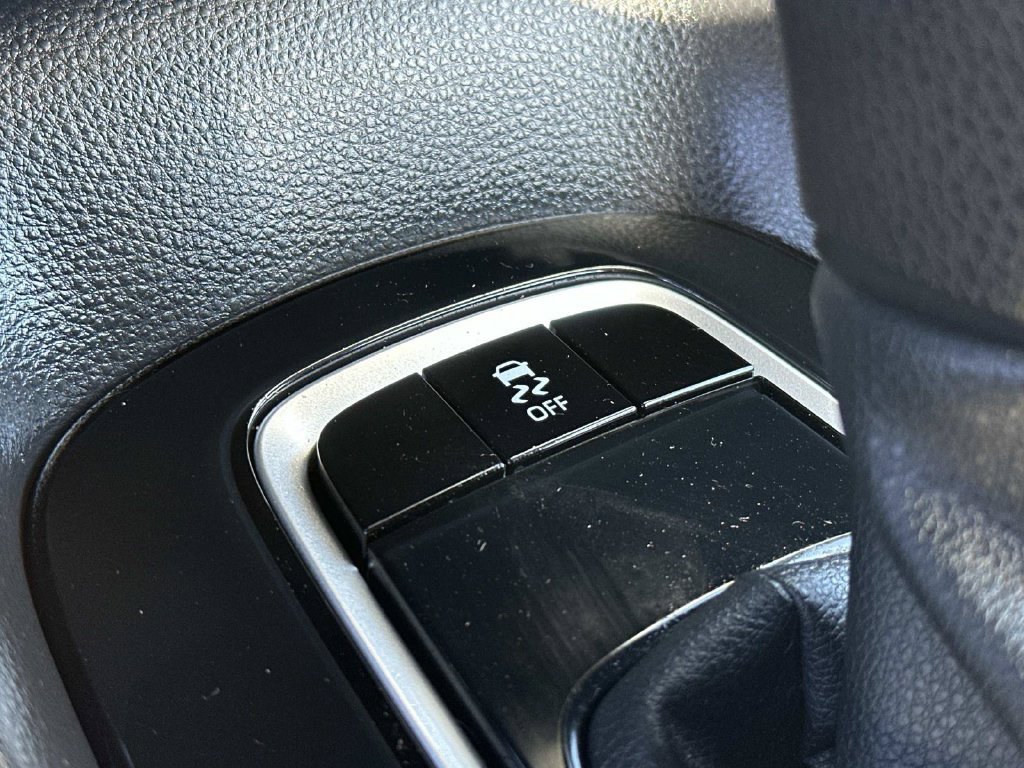 Used 2021 Toyota Corolla LE FWD image 36