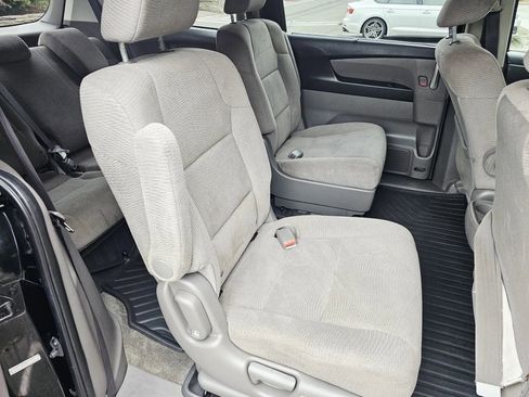 Used 2011 Honda Odyssey EX image 13