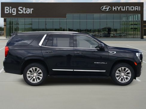 Used 2024 GMC Yukon Denali AWD/4WD image 5