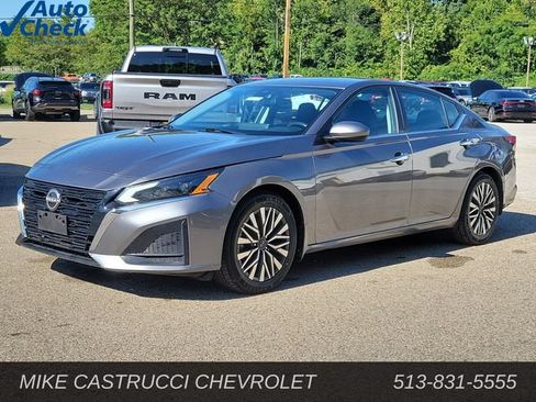Used 2024 Nissan Altima 2.5 SV w/ SV Premium Package FWD image 1