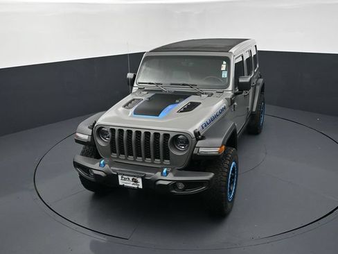 Used 2023 Jeep Wrangler Unlimited Rubicon 4xe w/ Cold Weather Group AWD/4WD image 13
