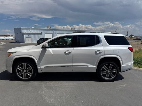 Used 2019 GMC Acadia Denali w/ Technology Package AWD/4WD image 6