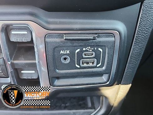 Certified 2023 Jeep Gladiator Overland image 8