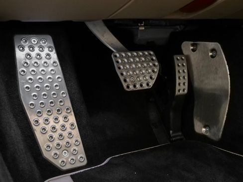 Certified 2021 Ferrari 812 GTS Base image 66