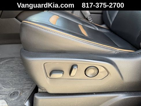 Used 2021 GMC Yukon AT4 w/ AT4 Premium Plus Package AWD/4WD image 32