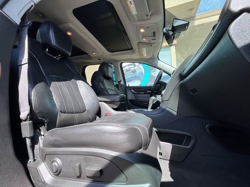 Used 2014 GMC Acadia Denali image 17