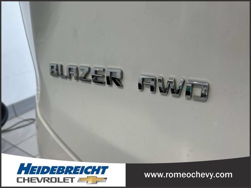 Used 2020 Chevrolet Blazer LT AWD/4WD image 36