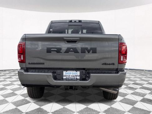 New 2026 RAM 2500 Laramie AWD/4WD image 13