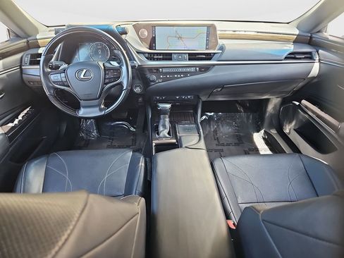 Used 2020 Lexus ES 350 w/ Luxury Package FWD image 20