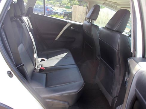 Used 2014 Toyota RAV4 Limited w/ Technology Package AWD/4WD image 33