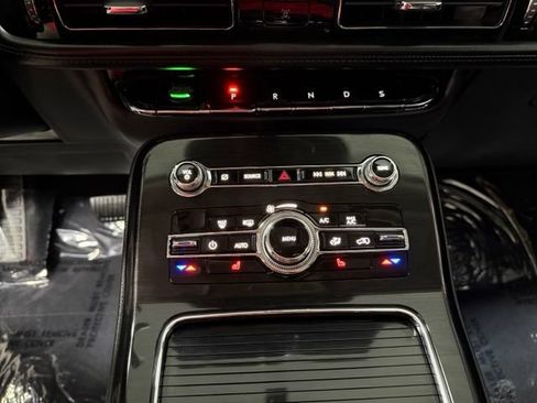 Used 2023 Lincoln Nautilus AWD w/ Premium Package image 16