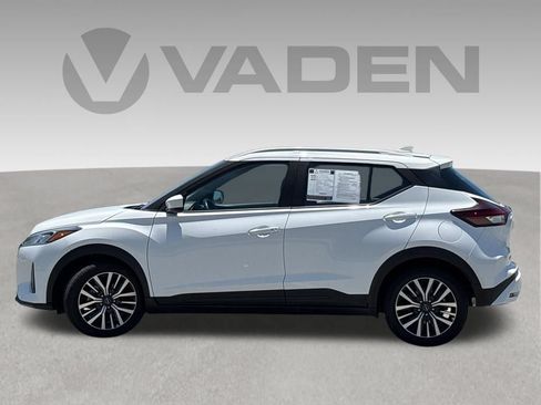 Used 2023 Nissan Kicks SV FWD image 19