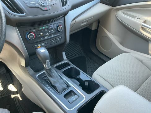 Used 2017 Ford Escape SE AWD/4WD image 18