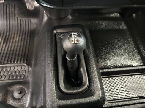 Used 2024 RAM 3500 Tradesman w/ Chrome Appearance Group AWD/4WD image 49