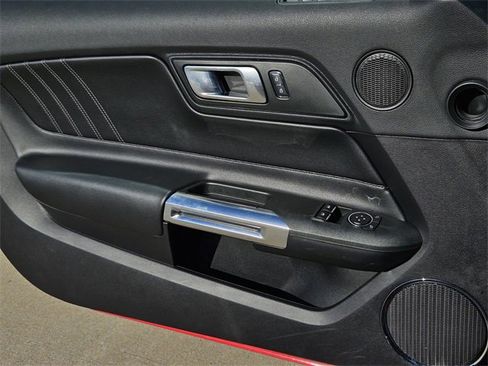 Used 2019 Ford Mustang GT Premium image 18