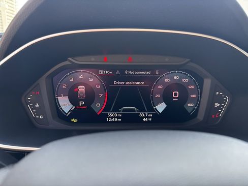 Used 2025 Audi Q3 2.0T Premium w/ Convenience Package image 22