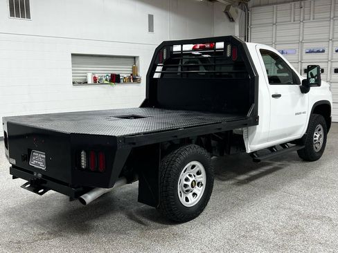 Used 2022 Chevrolet Silverado 3500 W/T w/ WT Convenience Package AWD/4WD image 4