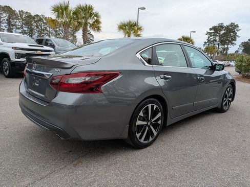 Used 2018 Nissan Altima 2.5 SR image 4