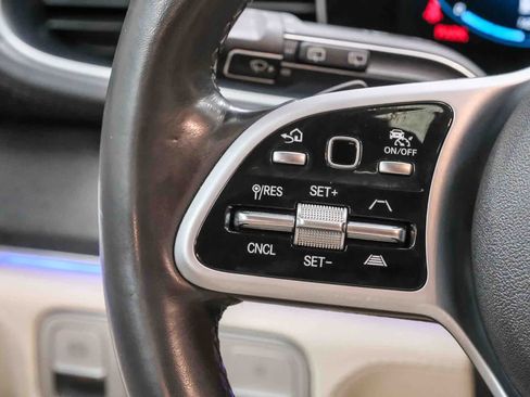 Used 2020 Mercedes-Benz GLE 450 4MATIC image 21