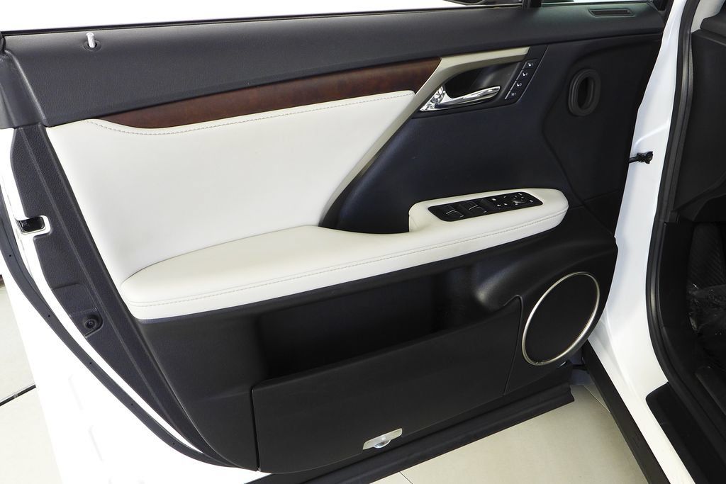 Used 2020 Lexus RX 450h AWD w/ Premium Package image 11