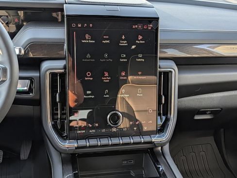New 2026 GMC Yukon XL Elevation w/ Elevation Premium Package AWD/4WD image 14