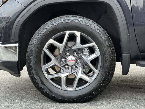 Used 2023 GMC Sierra 1500 SLT w/ SLT Premium Plus Package image 12