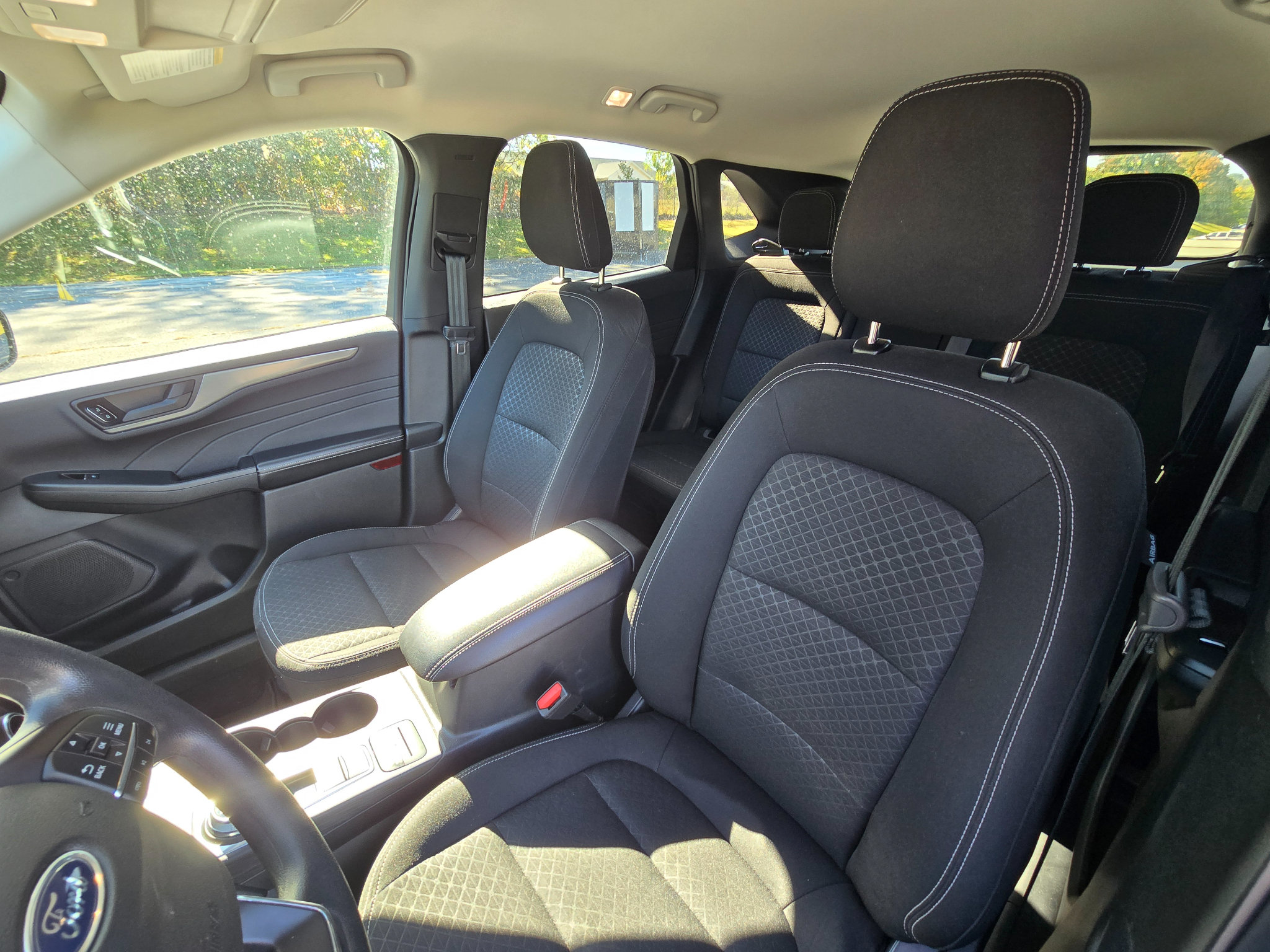 Used 2025 Ford Escape Active AWD/4WD image 11
